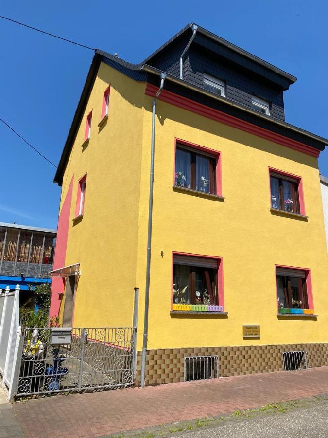 T&T Ferienwohnung Rheinbrohl Экстерьер фото